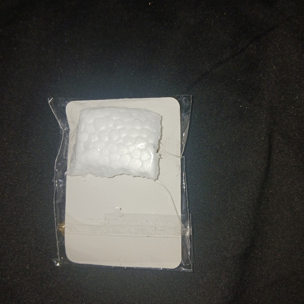 NEW Women fashion mini gold earrings - Picture 4 of 5